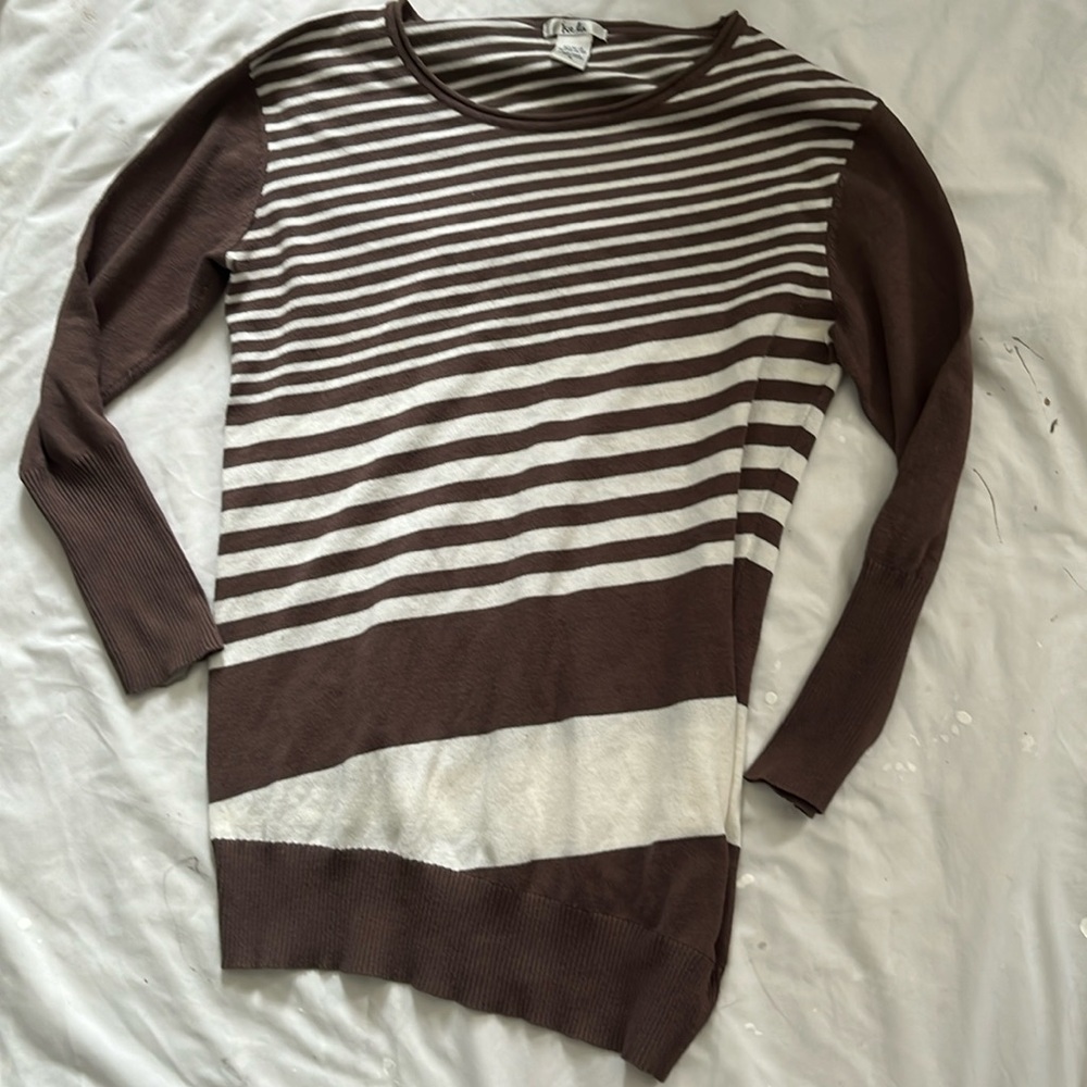 Isela small light weight striped sweater